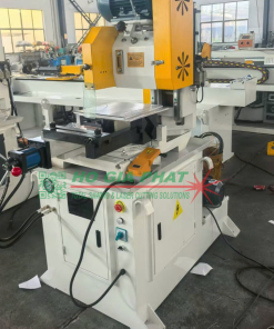 Đặc điểm nổi bật của máy cưa 425NC